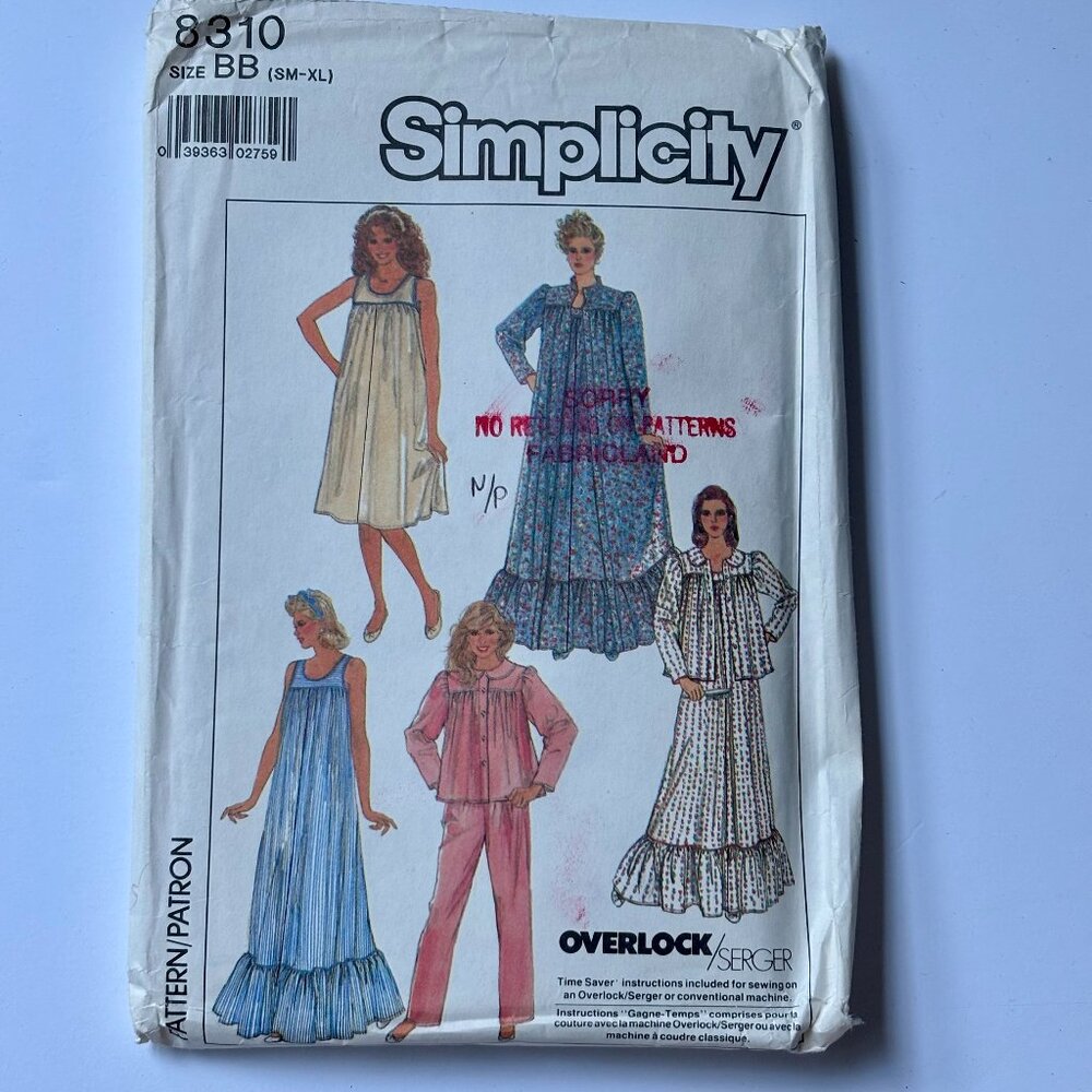 Simplicity 8310 Nightgown
